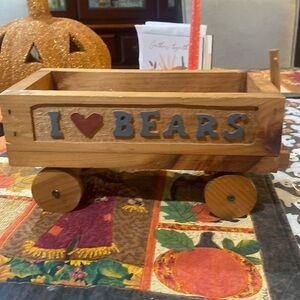 Wooden I love bears wagon
